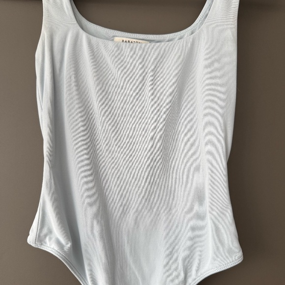 Aritzia Babaton Contour Square Neck Double Lined Bodysuit in Baby Blue size XS - Picture 10 of 13